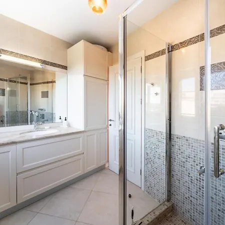 Cozystay - 3 Pieces En Dernier Etage