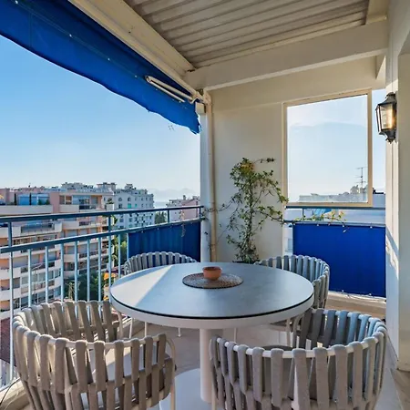 Cozystay - 3 Pieces En Dernier Etage Apartmán